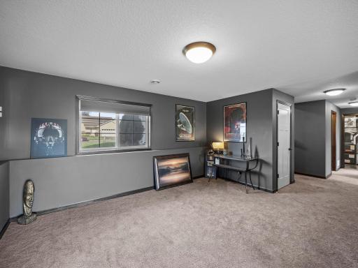 38-web-or-mls-331 Bavaria Ln (84 of 185).jpg