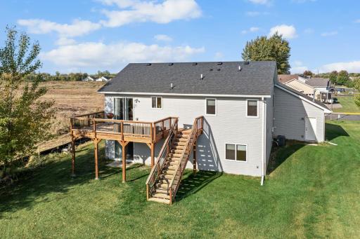 51-web-or-mls-331 Bavaria Ln (36 of 185).jpg