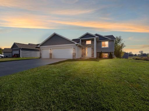 1-web-or-mls-331 Bavaria Ln (40 of 185) copy.jpg