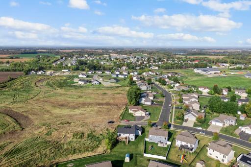 53-web-or-mls-331 Bavaria Ln (22 of 185).jpg