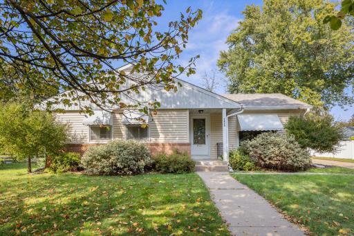 1435 Price Avenue, Saint Paul, MN 55109
