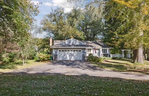 5470 Ridgewood Cove, Mound, MN 55364