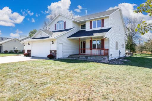 500 Chatfield Lane, Belle Plaine, MN 56011