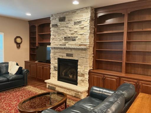 3274 James Lane NE, Rochester, MN 55906