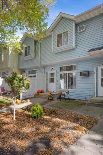 1543 34 1/2 Avenue S, Fargo, ND 58104