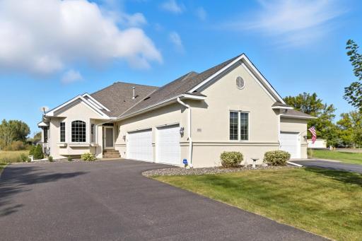 18160 39th Avenue N, Minneapolis, MN 55446