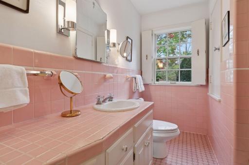 Full bath on main floor for bedrooms 2 & 3.