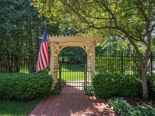 12197 Orchard Hill, Eden Prairie, MN 55344