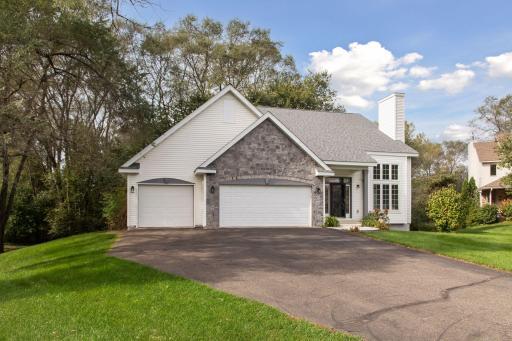 613 Topaz Lane, Hudson, WI 54016