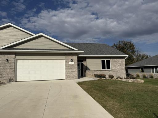 1207 S Shore Drive, Worthington, MN 56187