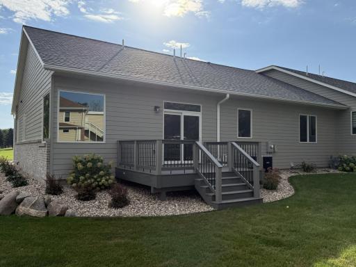 1207 S Shore Drive, Worthington, MN 56187