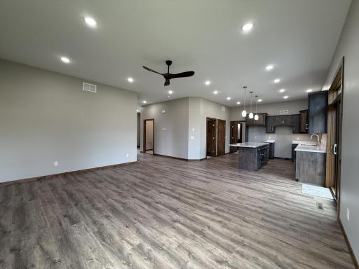 1207 S Shore Drive, Worthington, MN 56187