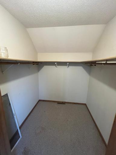 408 Main Avenue N, Thief River Falls, MN 56701