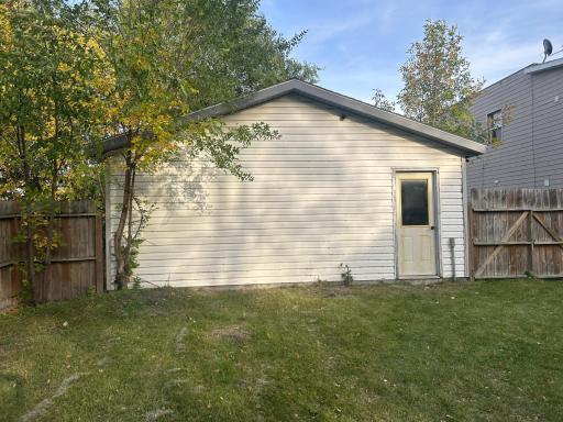 408 Main Avenue N, Thief River Falls, MN 56701