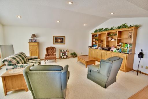 Large living room as you enter the home