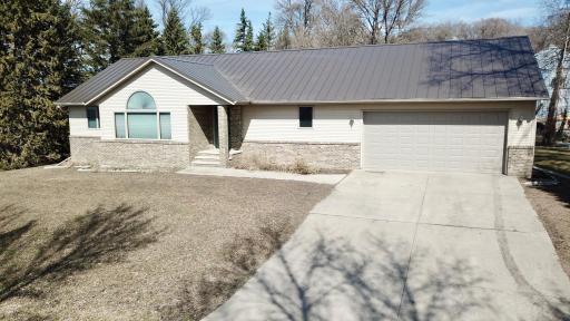 Thanks for stopping in - we hope you love it and want to make this your own!