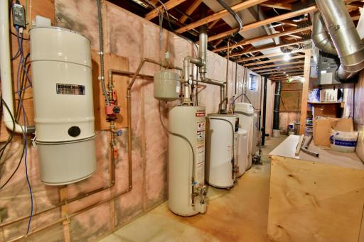 Lower level mechanical area