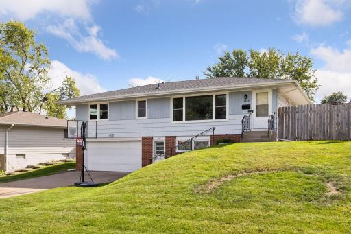 3268 71st Street E, Inver Grove Heights, MN 55076