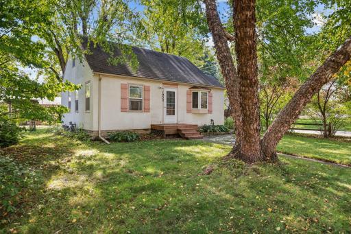 1932 Glenpaul Avenue, Arden Hills, MN 55112