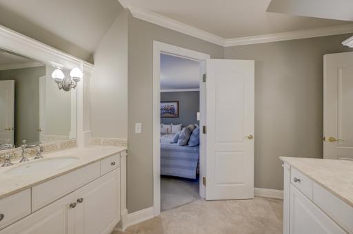 7 Bent Tree Court, Saint Paul, MN 55127