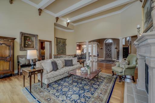 7 Bent Tree Court, Saint Paul, MN 55127