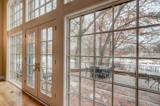 7 Bent Tree Court, Saint Paul, MN 55127