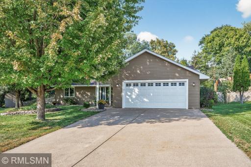 111 Yorkton Ridge, Saint Paul, MN 55117