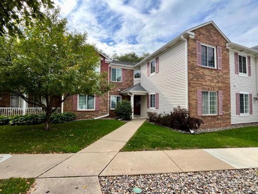 11275 Oregon Circle, Minneapolis, MN 55438