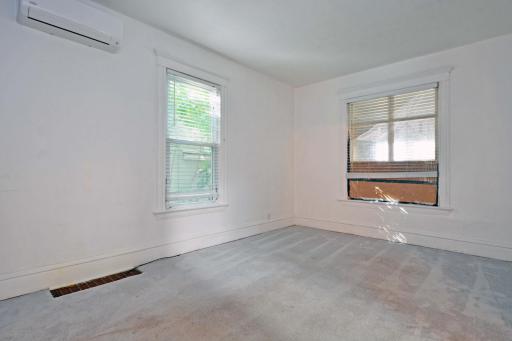 2906 Bryant Avenue N, Minneapolis, MN 55411