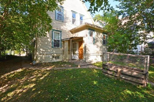 2906 Bryant Avenue N, Minneapolis, MN 55411