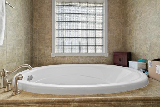 34240 Park Trail, Center City, MN 55012