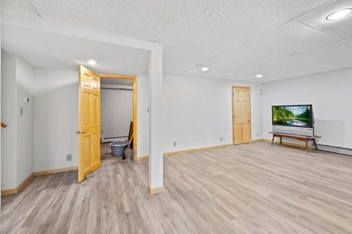 34240 Park Trail, Center City, MN 55012