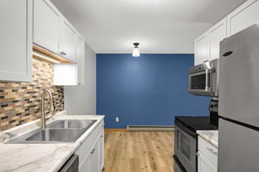 14115 Pennock Avenue, 303, Apple Valley, MN 55124