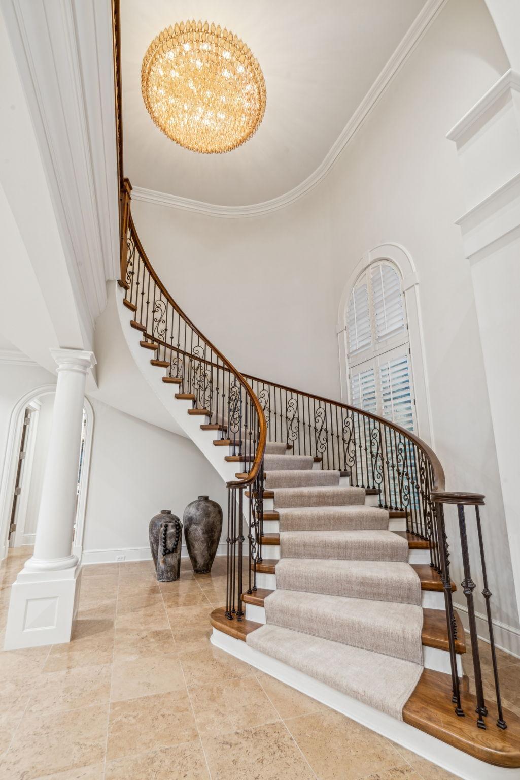 32-web-or-mls-1492 Hunter Dr-32.jpg