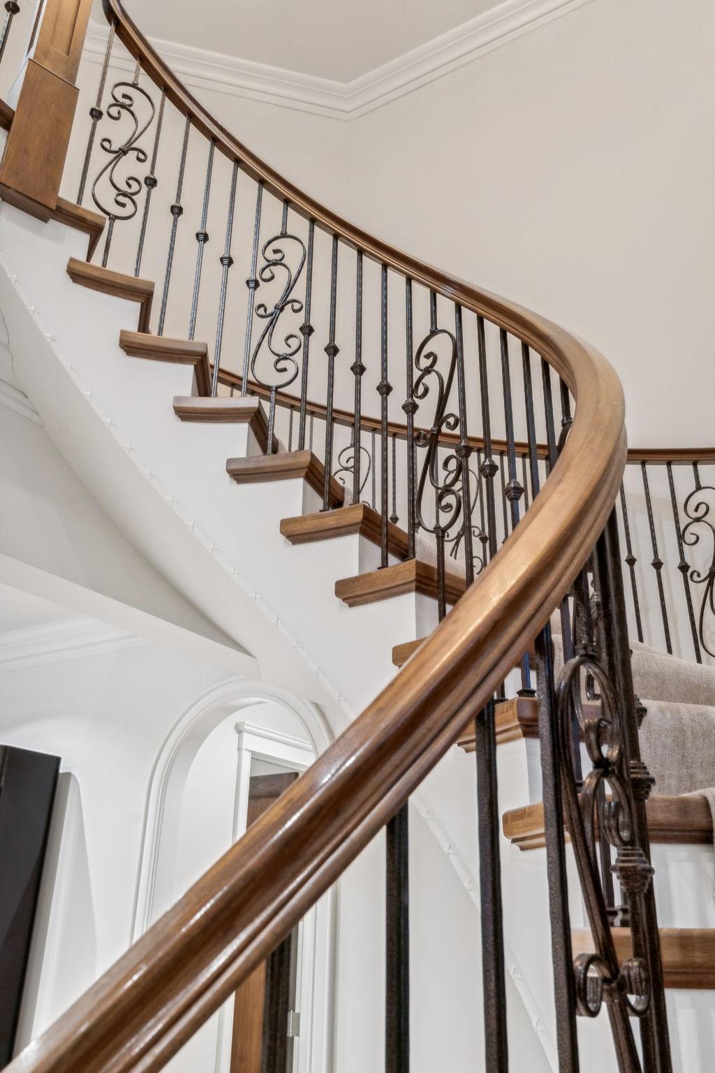 37-web-or-mls-1492 Hunter Dr-37.jpg