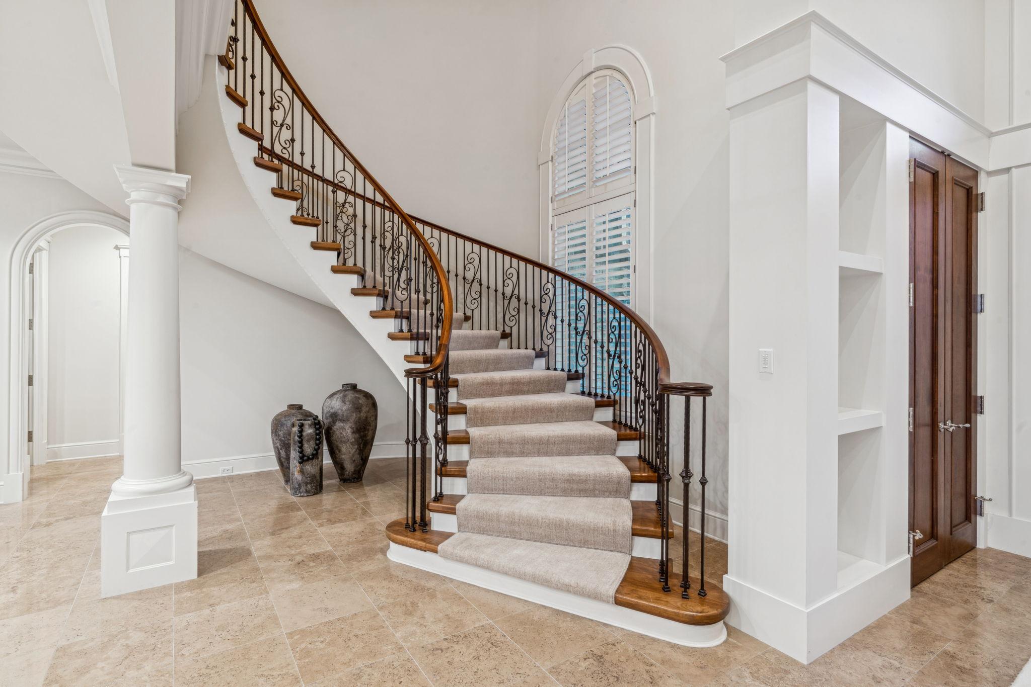 34-web-or-mls-1492 Hunter Dr-34.jpg