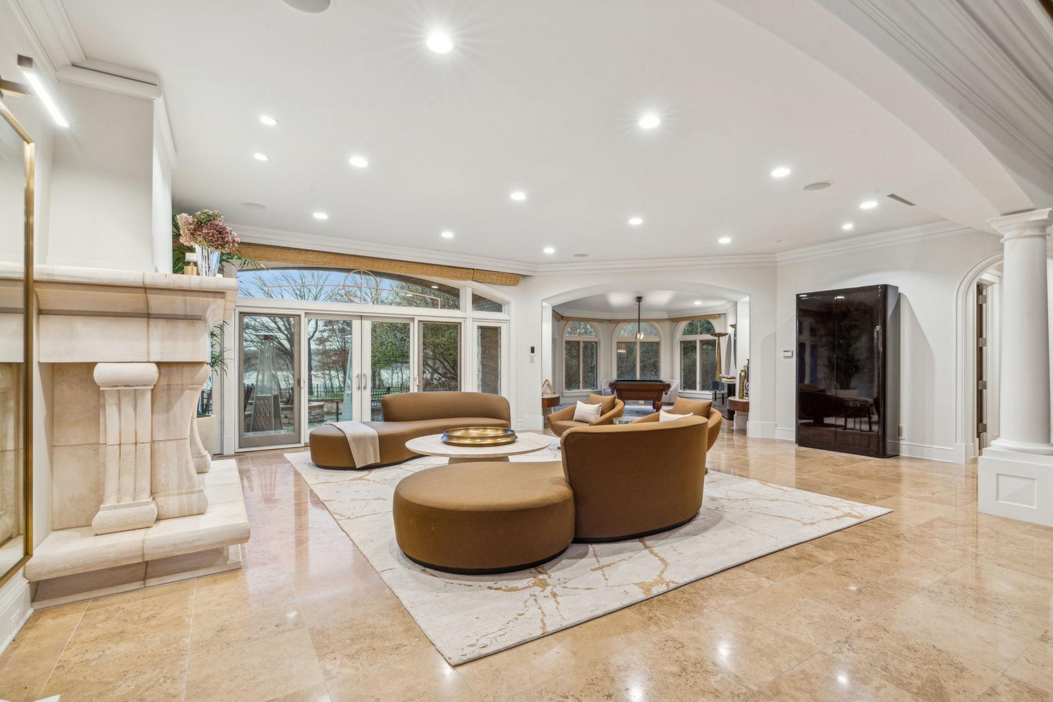 44-web-or-mls-1492 Hunter Dr-44.jpg