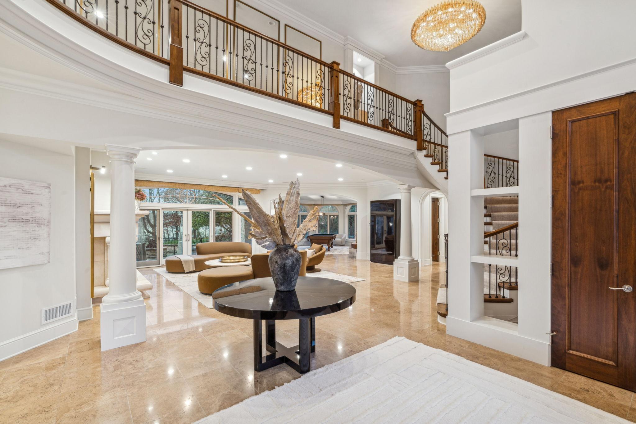 29-web-or-mls-1492 Hunter Dr-29.jpg