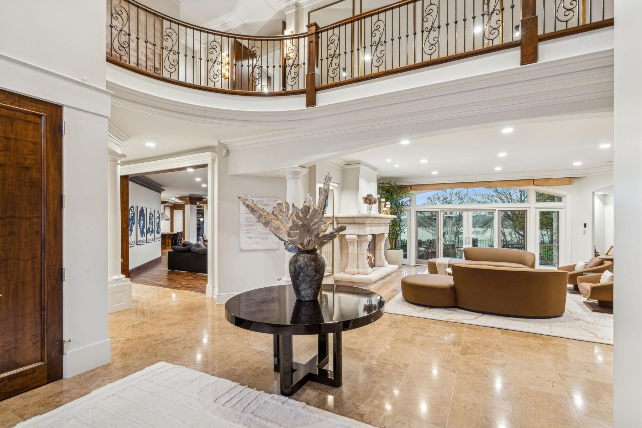 30-web-or-mls-1492 Hunter Dr-30.jpg