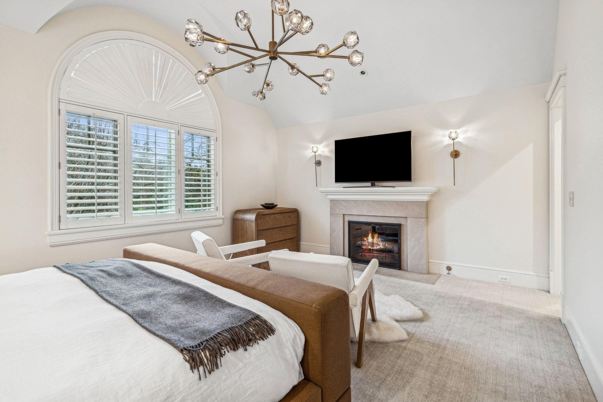 151-web-or-mls-1492 Hunter Dr-151.jpg