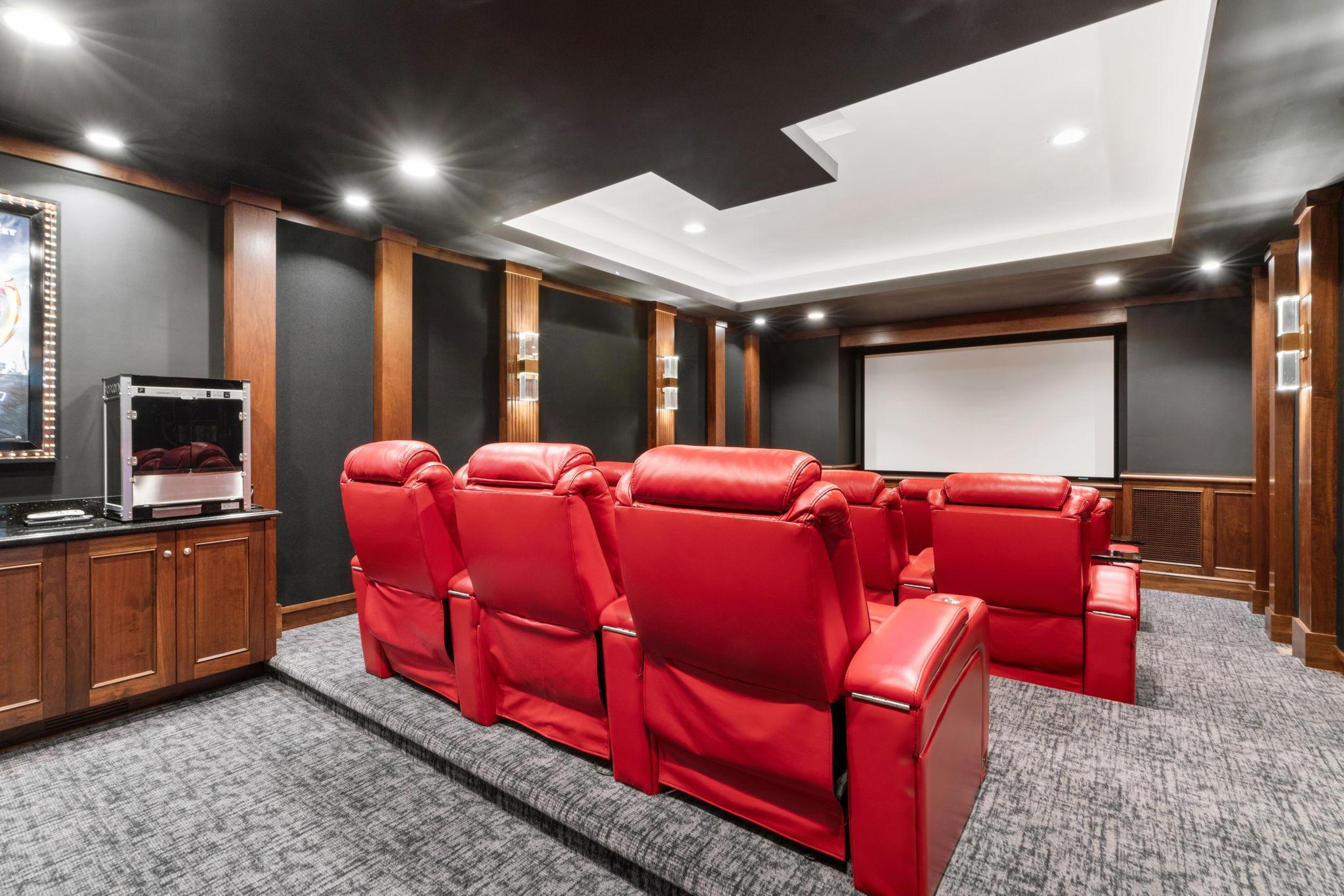 92-web-or-mls-1492 Hunter Dr-92.jpg