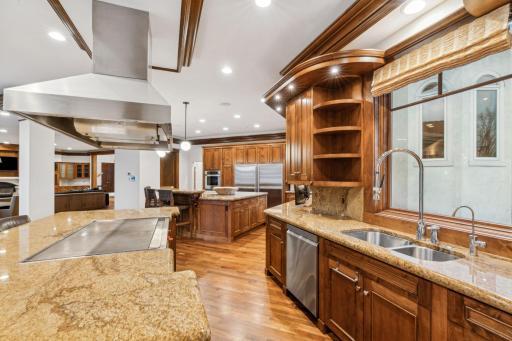 84-web-or-mls-1492 Hunter Dr-84.jpg