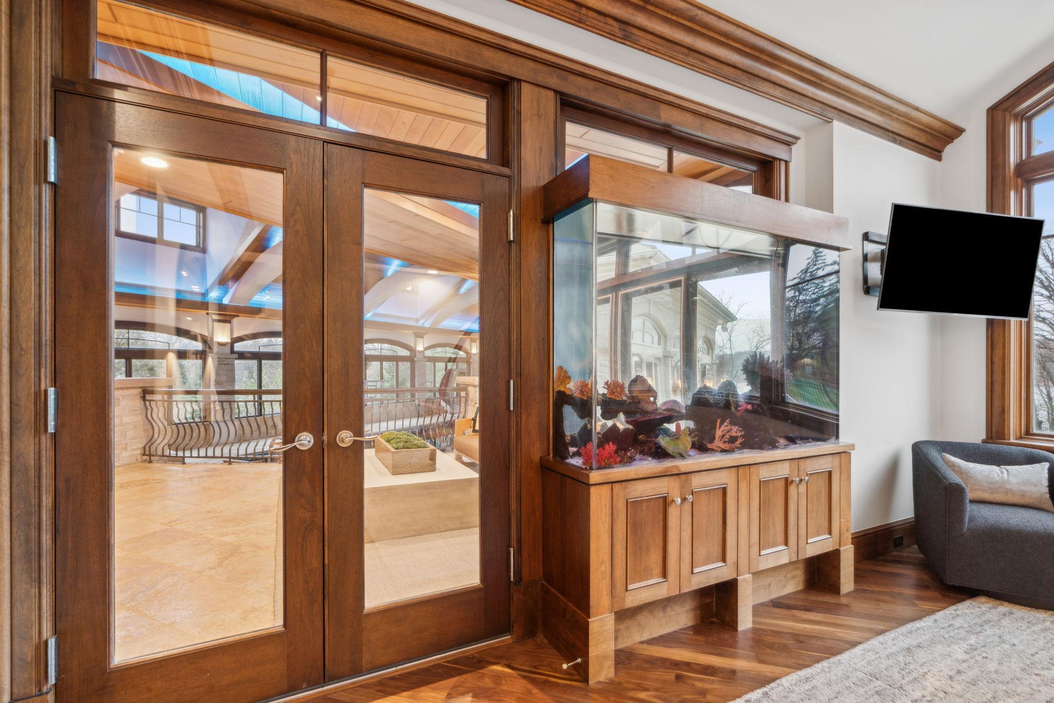 106-web-or-mls-1492 Hunter Dr-106.jpg