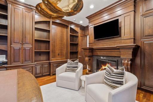 142-web-or-mls-1492 Hunter Dr-142.jpg