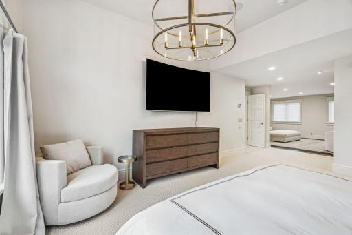 193-web-or-mls-1492 Hunter Dr-193.jpg