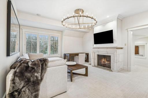 184-web-or-mls-1492 Hunter Dr-184.jpg