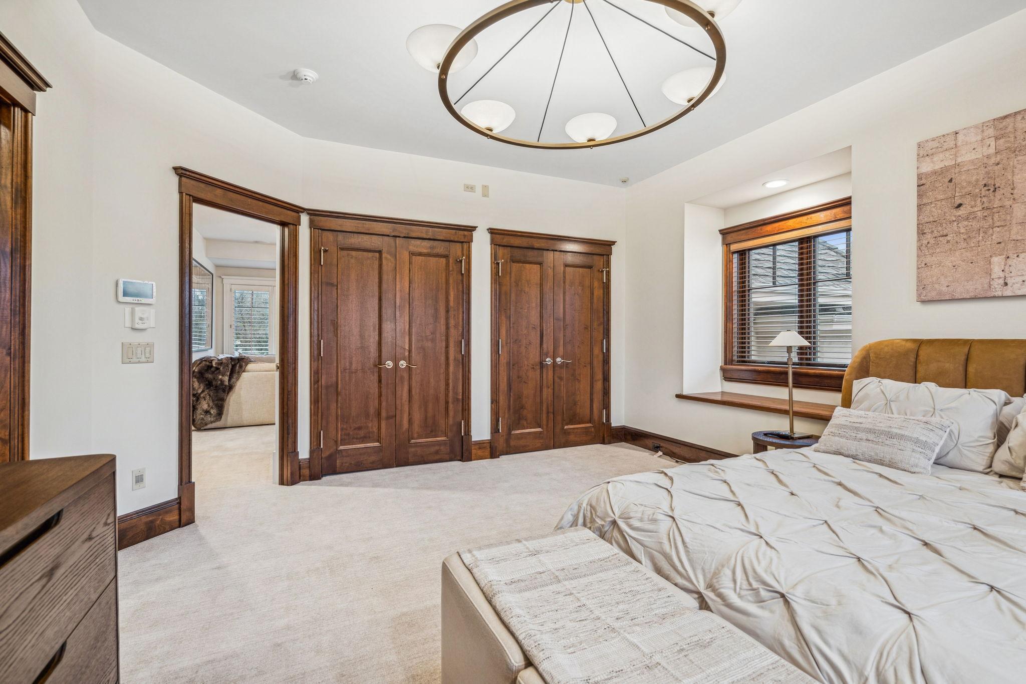 181-web-or-mls-1492 Hunter Dr-181.jpg