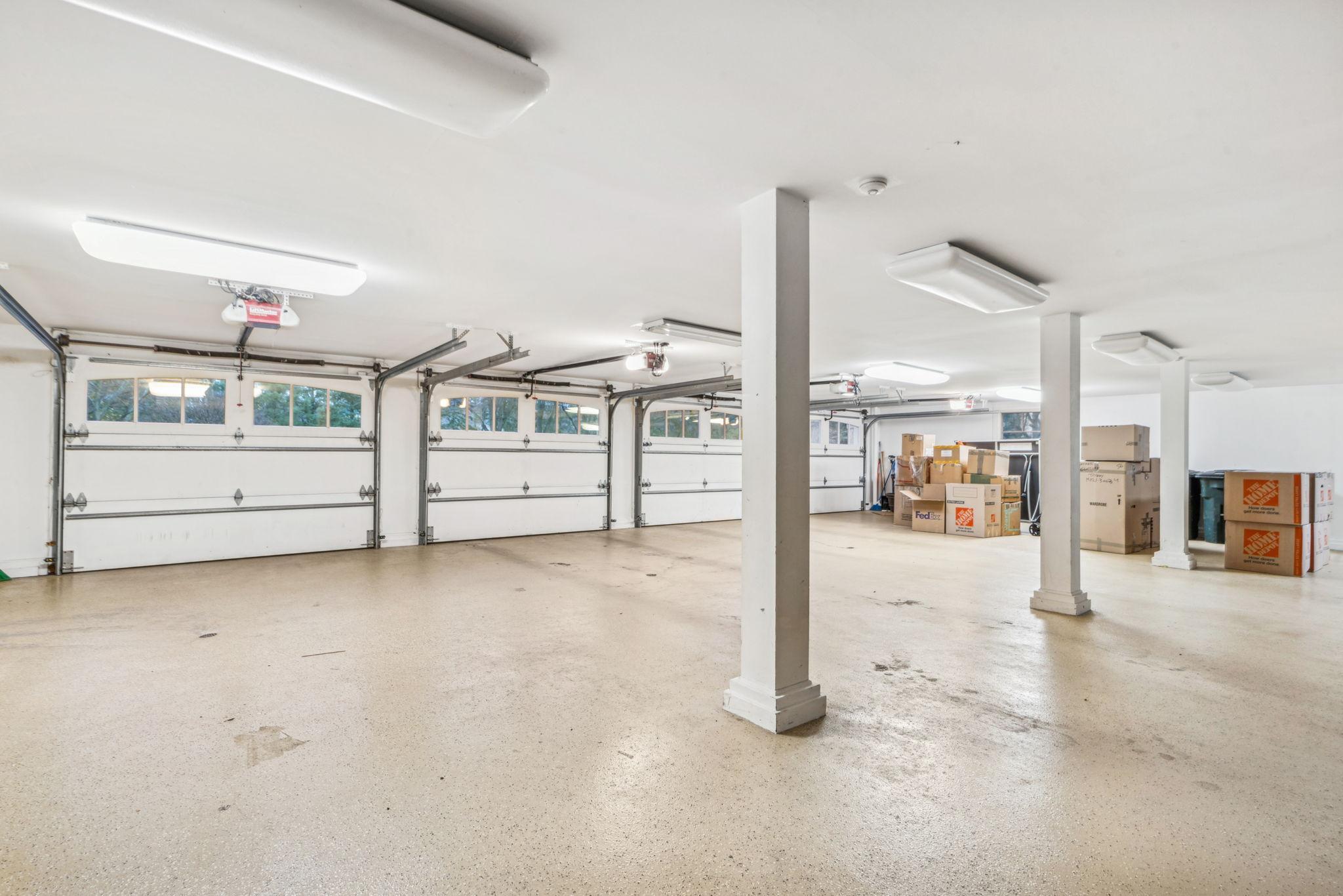 224-web-or-mls-1492 Hunter Dr-224.jpg