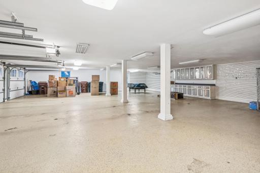 223-web-or-mls-1492 Hunter Dr-223.jpg