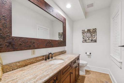 222-web-or-mls-1492 Hunter Dr-222.jpg